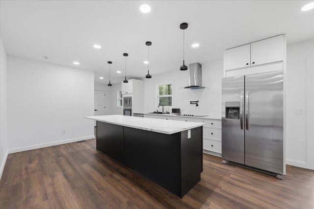 100 Holly Road, Taylors, SC 29687
