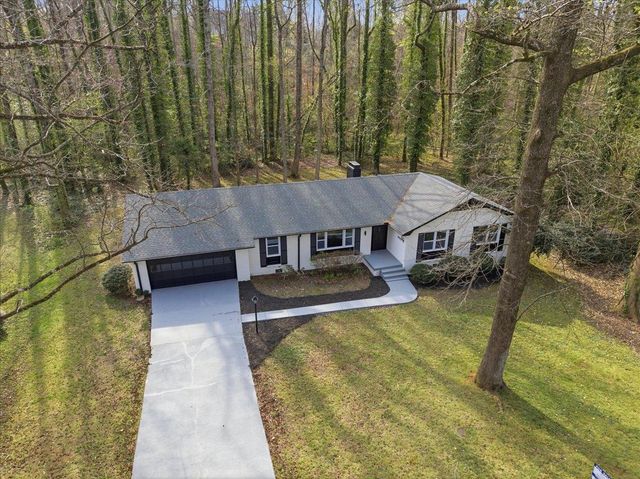 100 Holly Road, Taylors, SC 29687