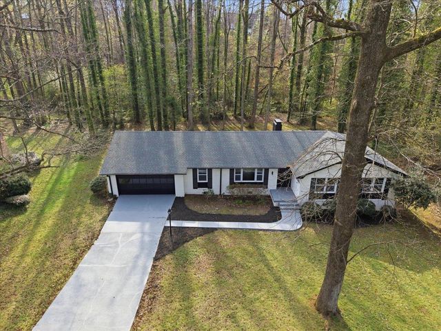 100 Holly Road, Taylors, SC 29687