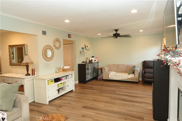 8226 Pennington Dr, Huntington Beach, CA 92646