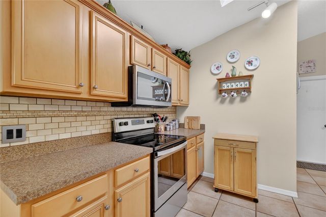 2825 HARDENBERGH LANE, Eustis, FL 32726