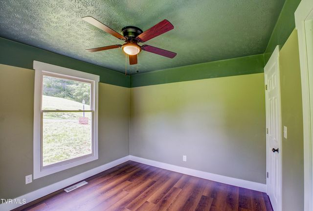 109 Benton Drive, Gate City, VA 24251