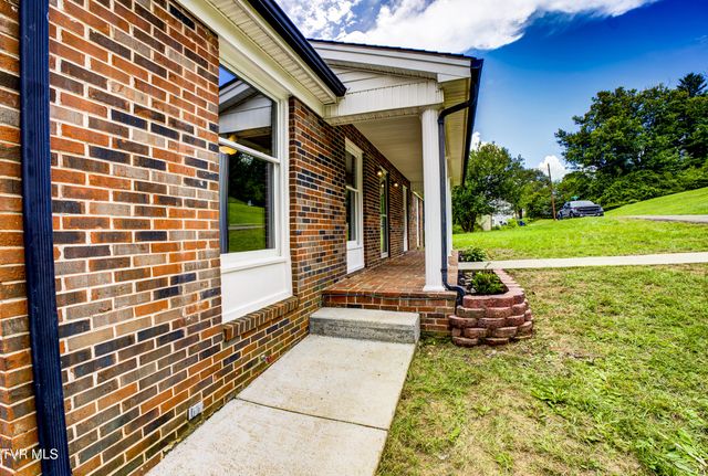 109 Benton Drive, Gate City, VA 24251