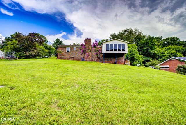 109 Benton Drive, Gate City, VA 24251