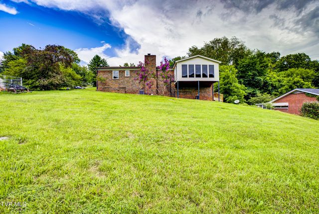 109 Benton Drive, Gate City, VA 24251