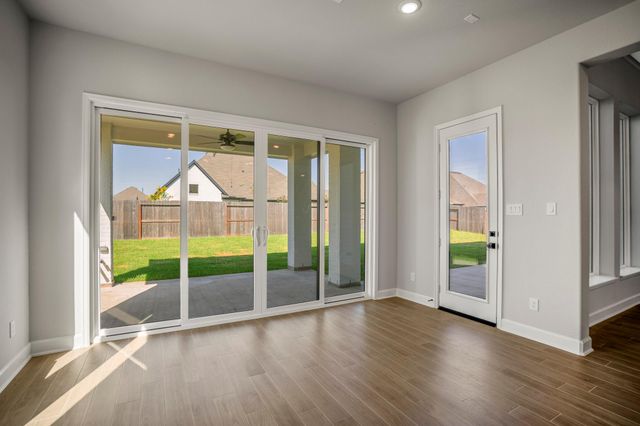 1207 Old Forest Drive, Missouri City, TX 77459