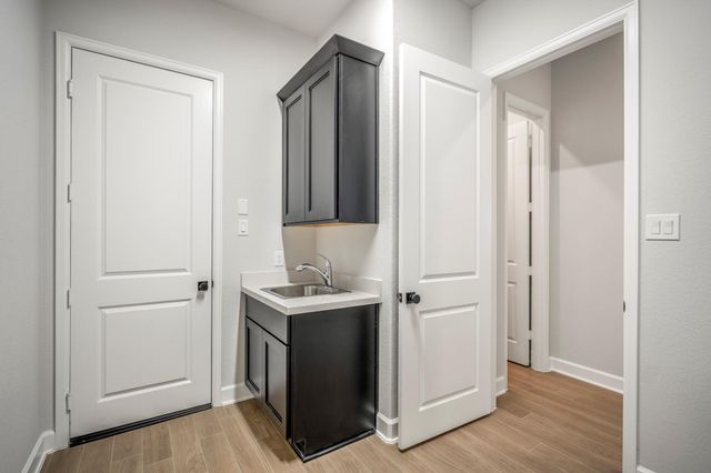 1207 Old Forest Drive, Missouri City, TX 77459