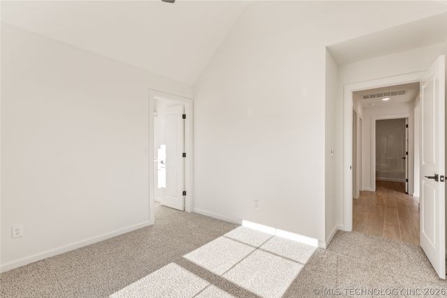 25 E 32nd Street, Sand Springs, OK 74063