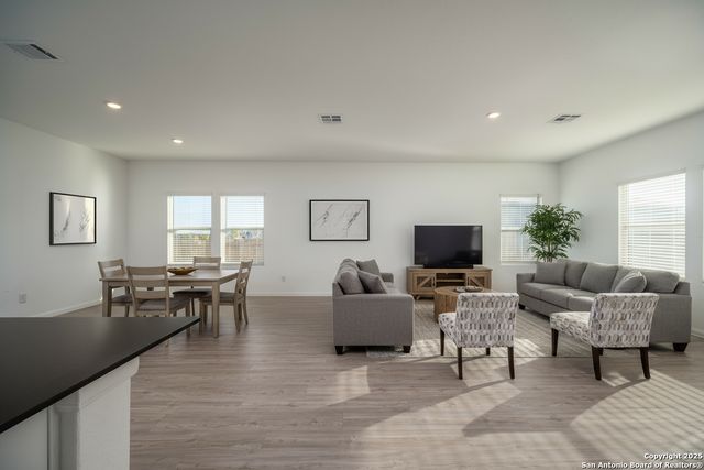 31815 Christmas Rose, Bulverde, TX 78163