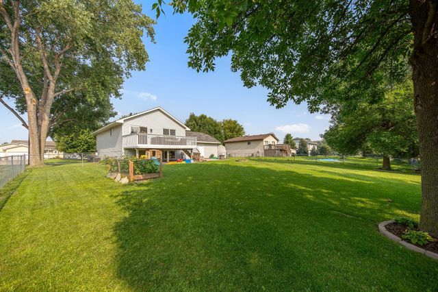 5652 Kalland Avenue NE, Albertville, MN 55301
