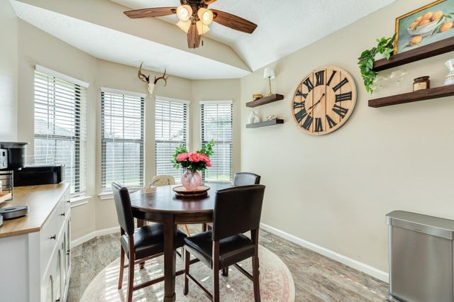 1164 Thomas Drive, Angleton, TX 77515