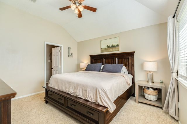 1164 Thomas Drive, Angleton, TX 77515