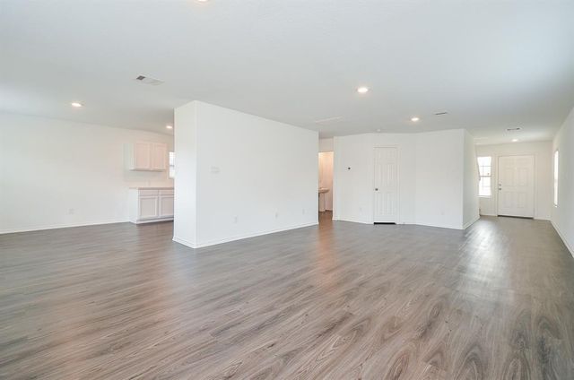 5434 Logan Dale Dr Drive, Brookshire, TX 77423