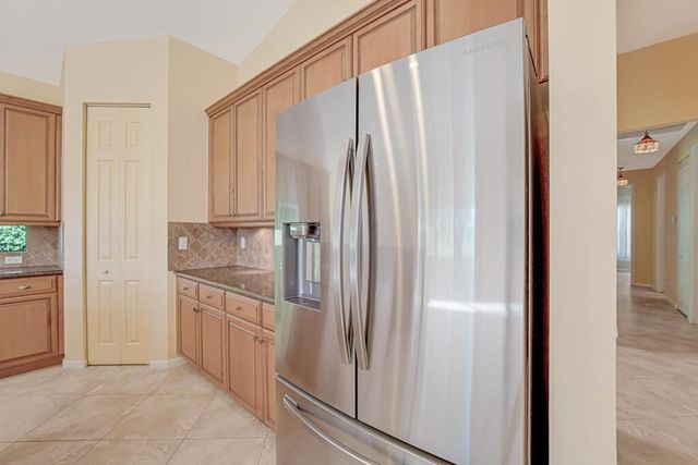 7903 Ferndale Bend Drive, Lake Worth, FL 33467