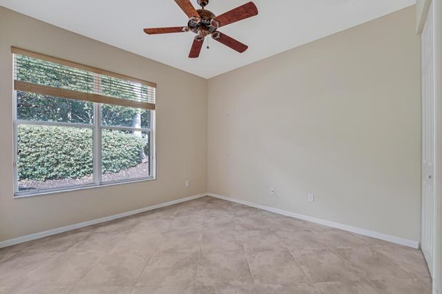 7903 Ferndale Bend Drive, Lake Worth, FL 33467