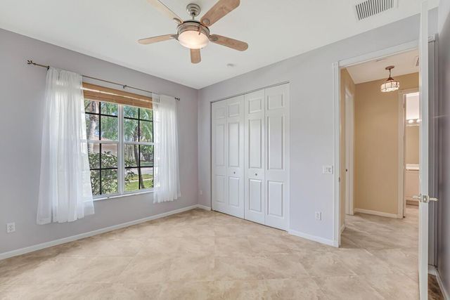 7903 Ferndale Bend Drive, Lake Worth, FL 33467