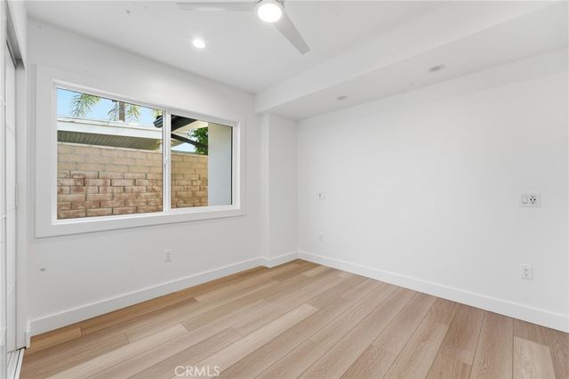 19510 Merridy, Northridge, CA 91324