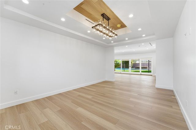 19510 Merridy, Northridge, CA 91324