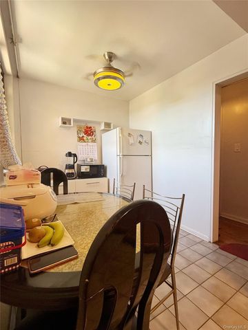 9935 59th Avenue 5E, Corona, NY 11368