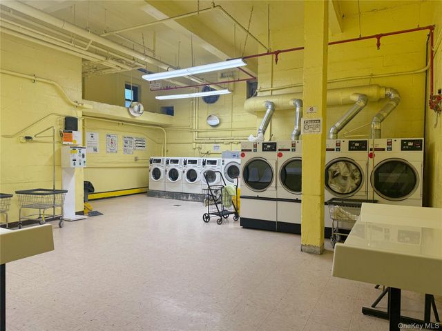 9935 59th Avenue 5E, Corona, NY 11368