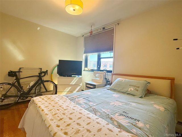9935 59th Avenue 5E, Corona, NY 11368