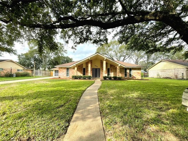 903 Carnation Street, Katy, TX 77493