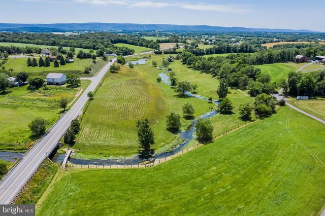 9713 ROWE RUN RD, Shippensburg, PA 17257