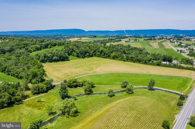 9713 ROWE RUN RD, Shippensburg, PA 17257