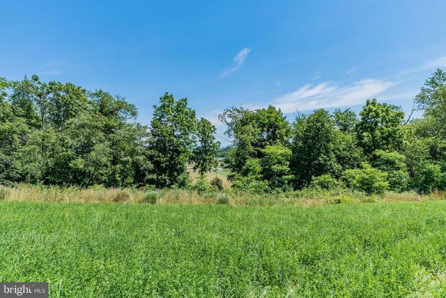 9713 ROWE RUN RD, Shippensburg, PA 17257