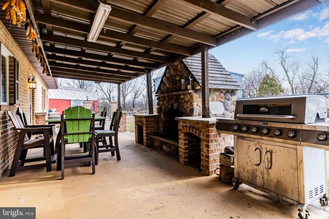 9713 ROWE RUN RD, Shippensburg, PA 17257