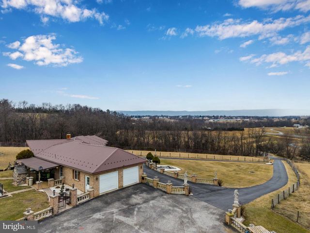 9713 ROWE RUN RD, Shippensburg, PA 17257