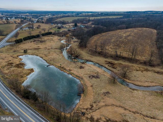 9713 ROWE RUN RD, Shippensburg, PA 17257