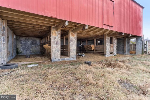 9713 ROWE RUN RD, Shippensburg, PA 17257