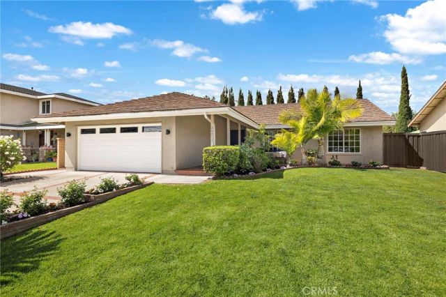 24211 Barquero Drive, Mission Viejo, CA 92691