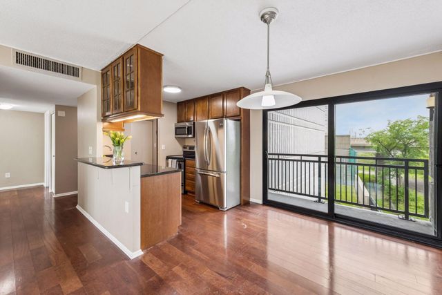 1920 S 1st Street 109, Minneapolis, MN 55454