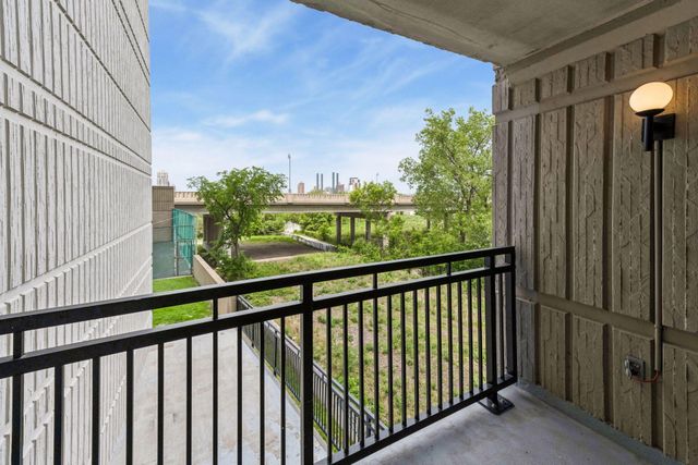 1920 S 1st Street 109, Minneapolis, MN 55454