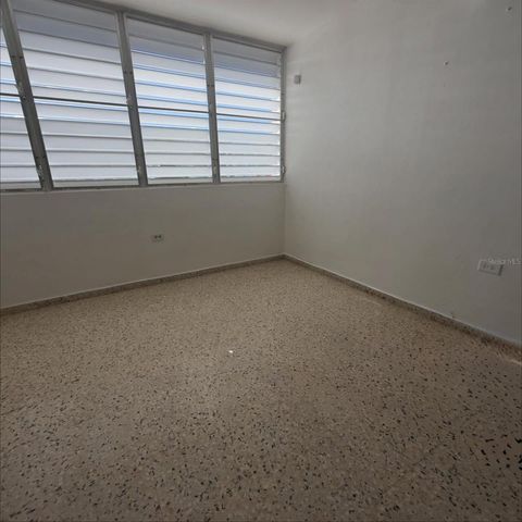 8 IM4 URBANIZACION LA PROVIDENCIA, Toa Alta, PR 00953