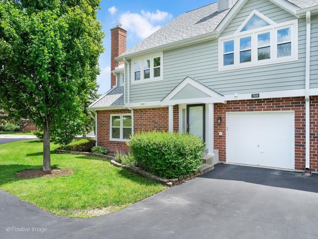 7926 Stewart Drive, Darien, IL 60561