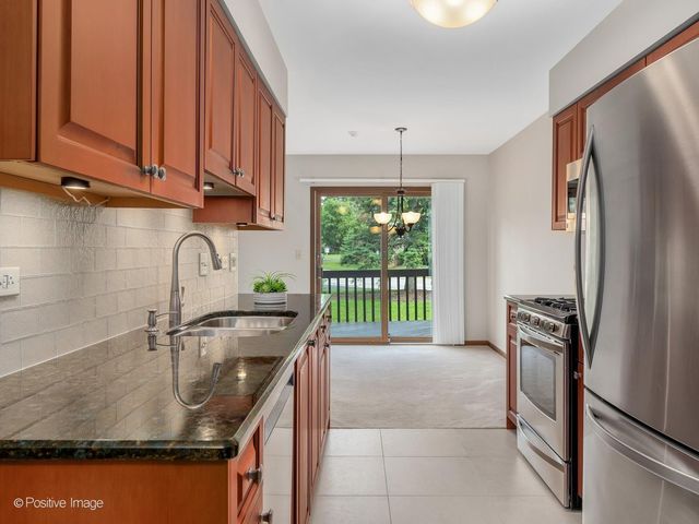 7926 Stewart Drive, Darien, IL 60561