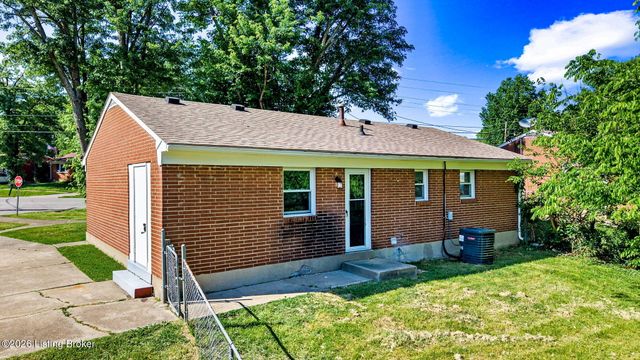5704 Toebbe Ln, Louisville, KY 40229
