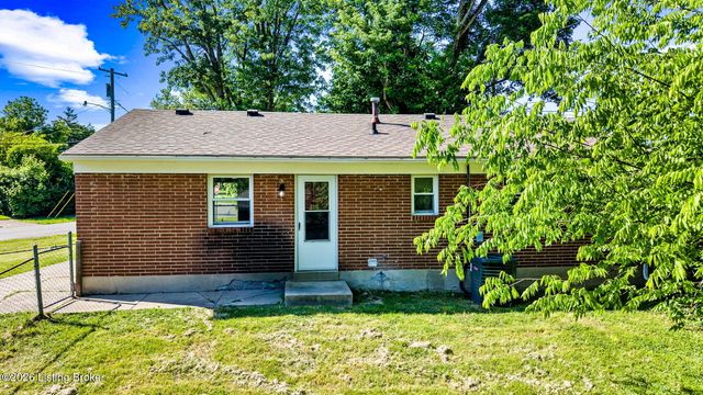 5704 Toebbe Ln, Louisville, KY 40229
