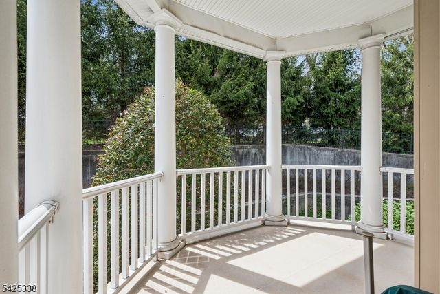 28 SCHMIDT CIRCLE, Watchung Boro, NJ 07069