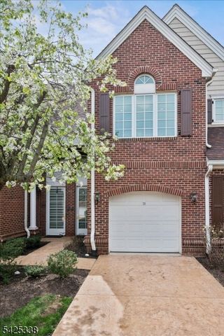 28 SCHMIDT CIRCLE, Watchung Boro, NJ 07069