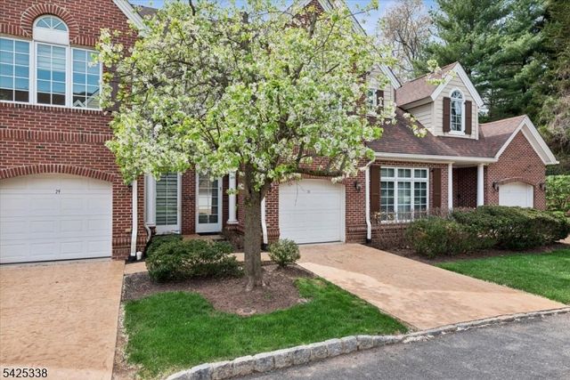 28 SCHMIDT CIRCLE, Watchung Boro, NJ 07069