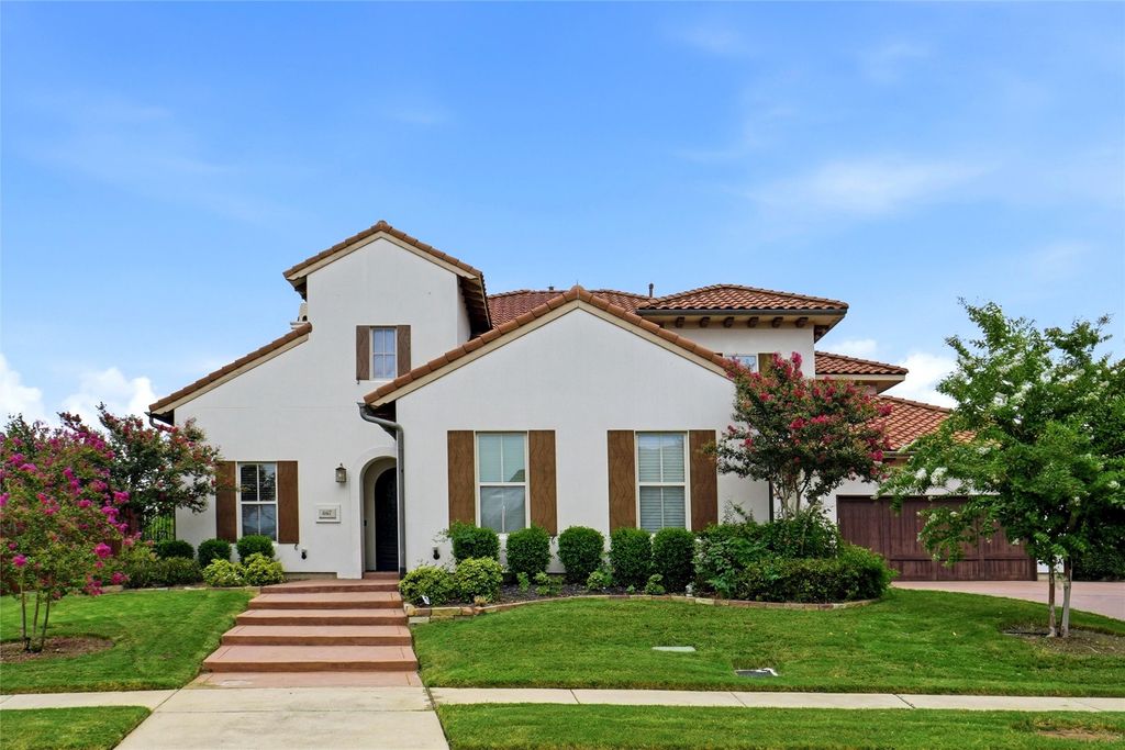 667 Creekway Drive, Irving, TX 75039 — exterior