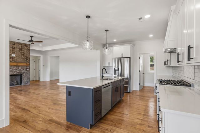 790 Bethesda Rd, Spartanburg, SC 29302