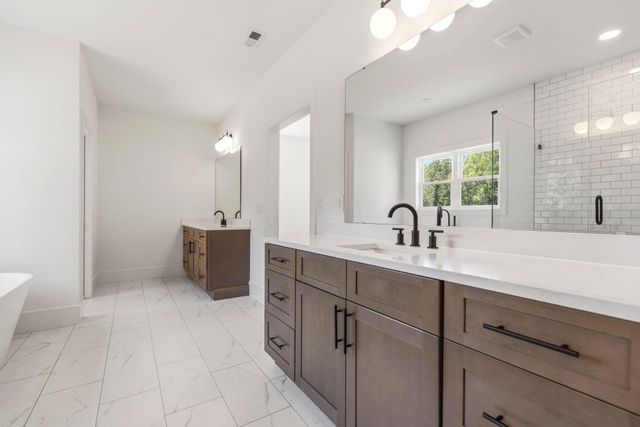 790 Bethesda Rd, Spartanburg, SC 29302