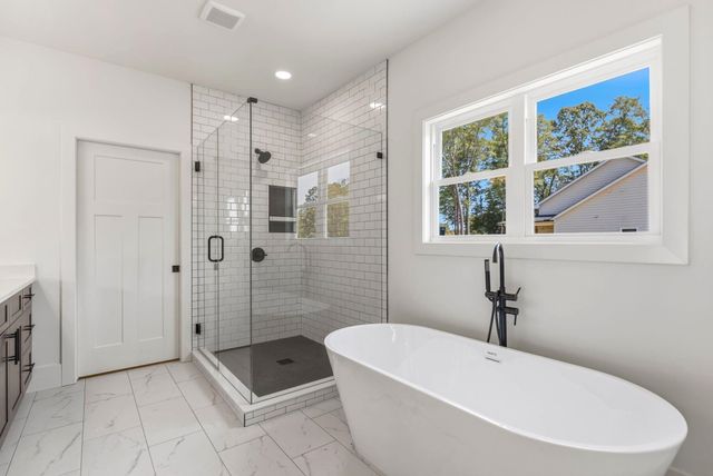 790 Bethesda Rd, Spartanburg, SC 29302