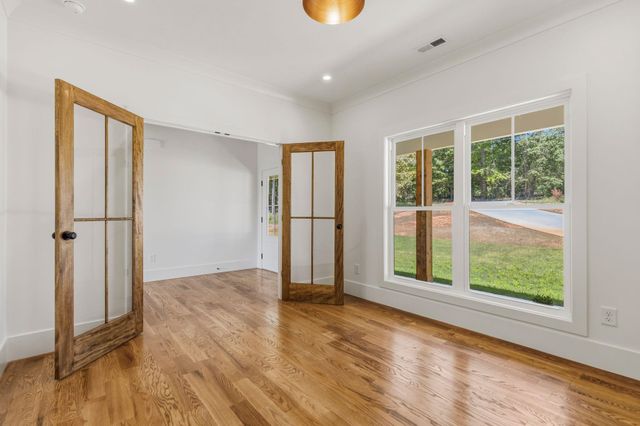 790 Bethesda Rd, Spartanburg, SC 29302