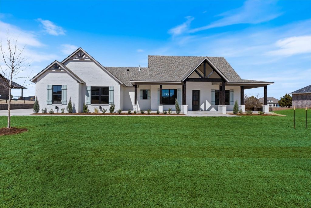 9980 Oakwood Drive, Edmond, OK 73025